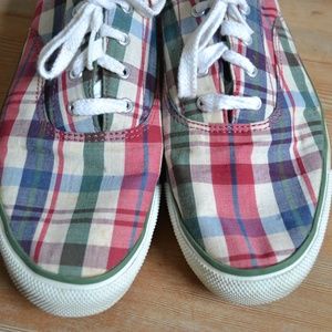 plaid tennis shoes